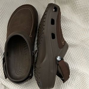 Brand new Mens size 10 Crocs